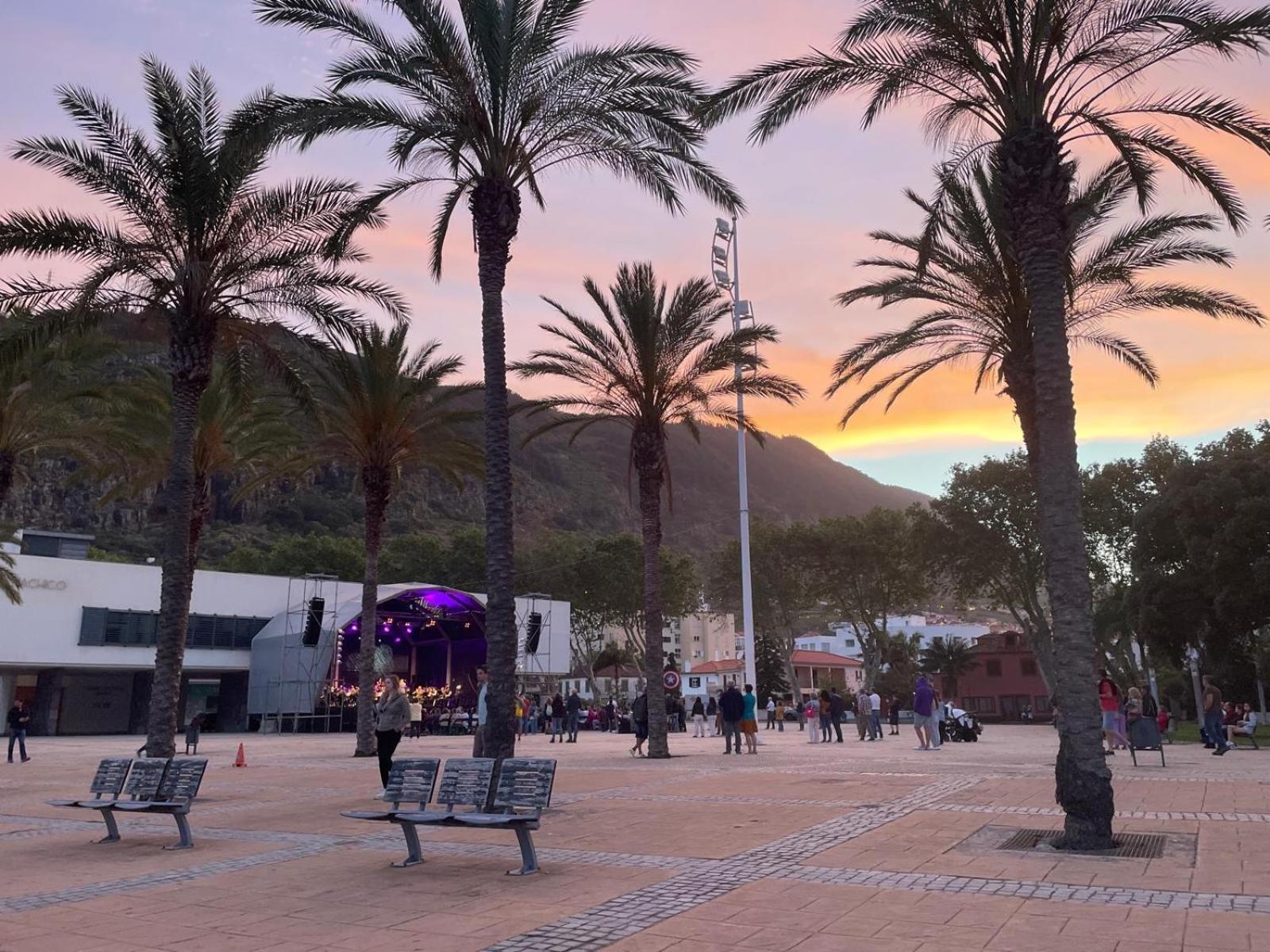 Sun Beach Apartment Machico  Buitenkant foto